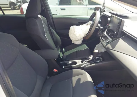 2022 Toyota Corolla Le z USA, uszkodzony, nr VIN 5YFEPMAE9NP349688